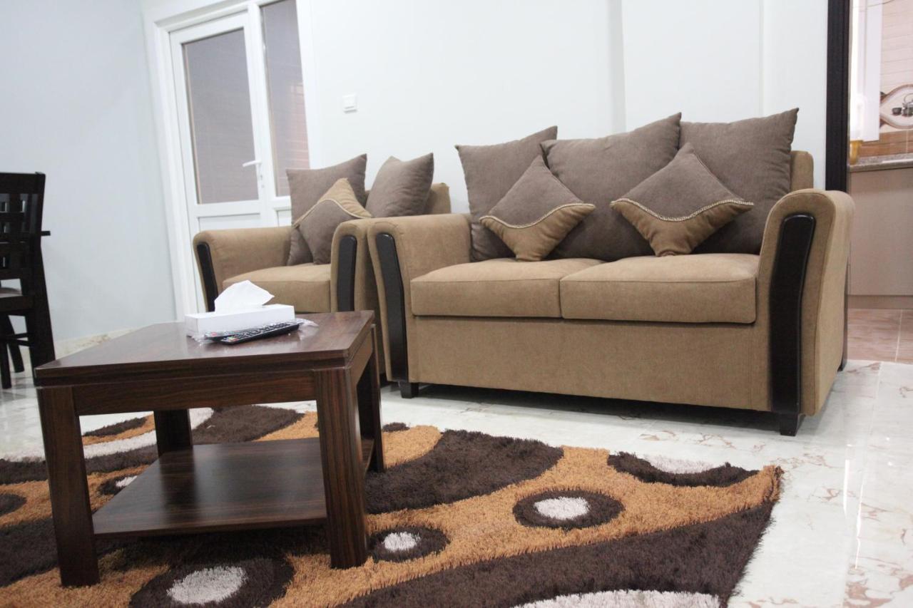 Almanzel Hotel Apartments Mascate Esterno foto